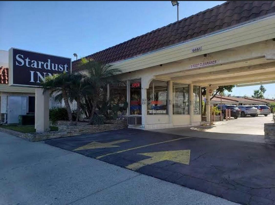 Stardust inn photo 1