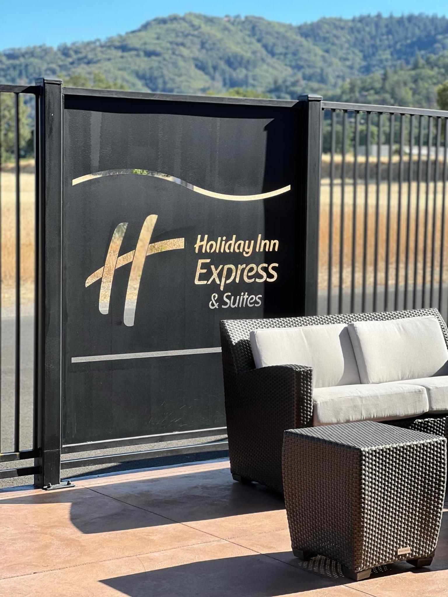 Holiday Inn Express & Suites - Ukiah by IHG photo 48