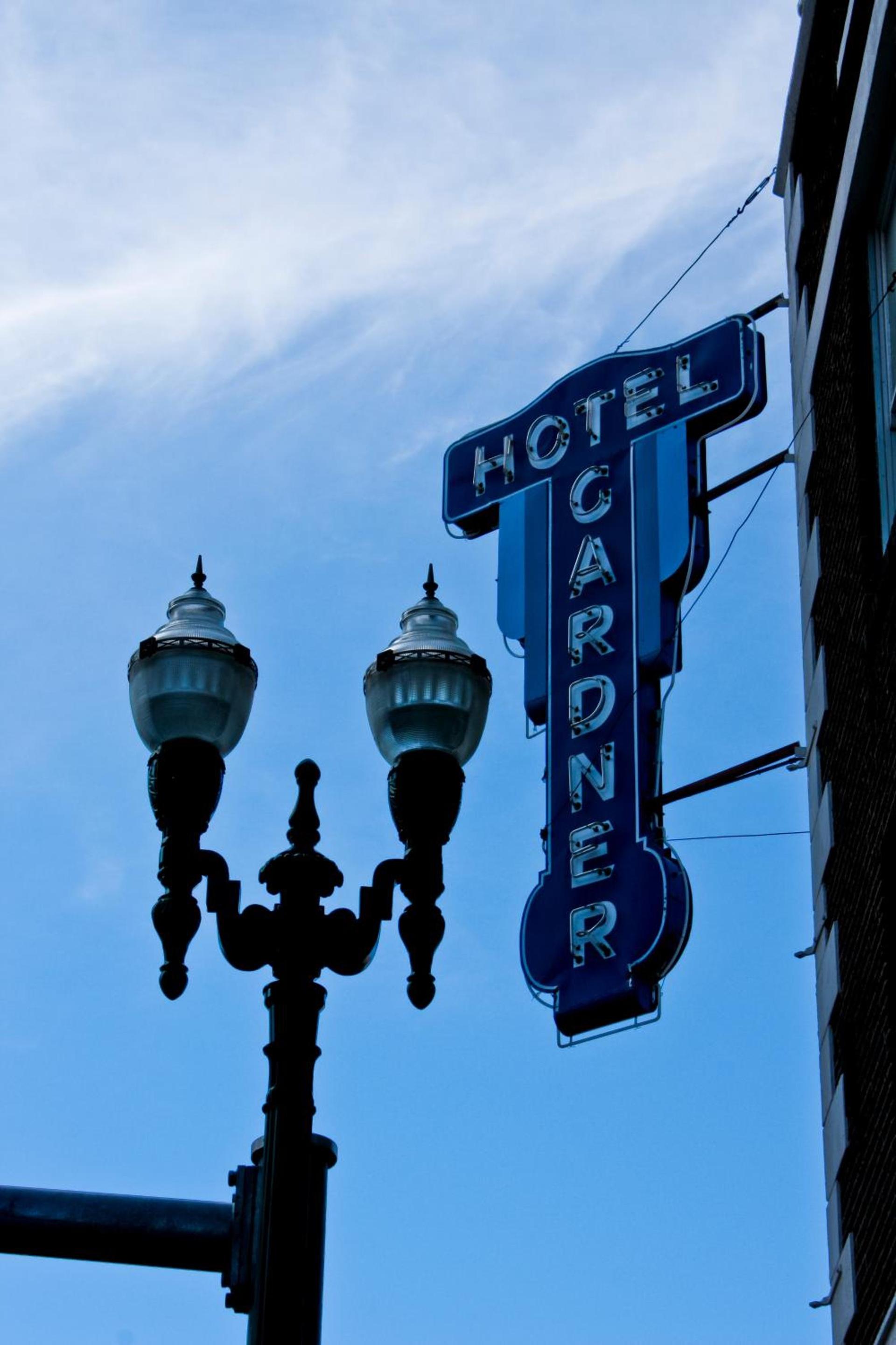 Gardner Hotel & Hostel photo 52