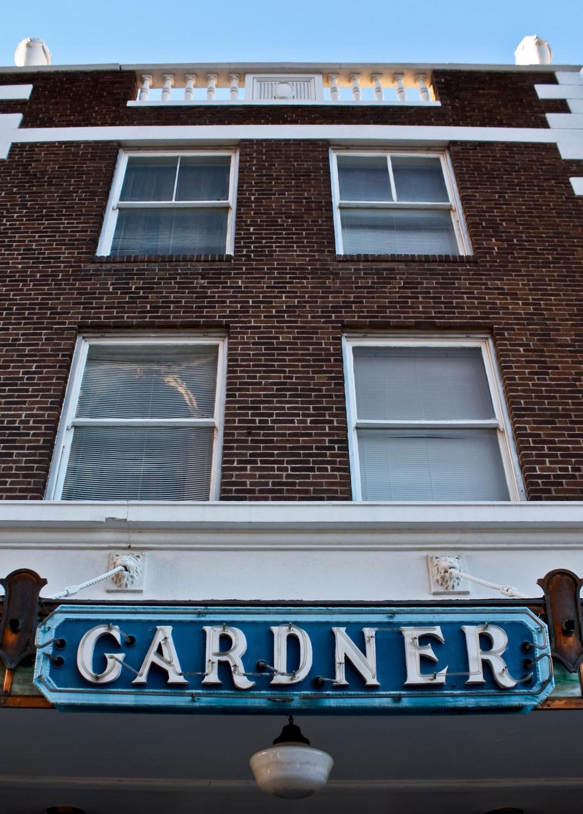 Gardner Hotel & Hostel photo 54