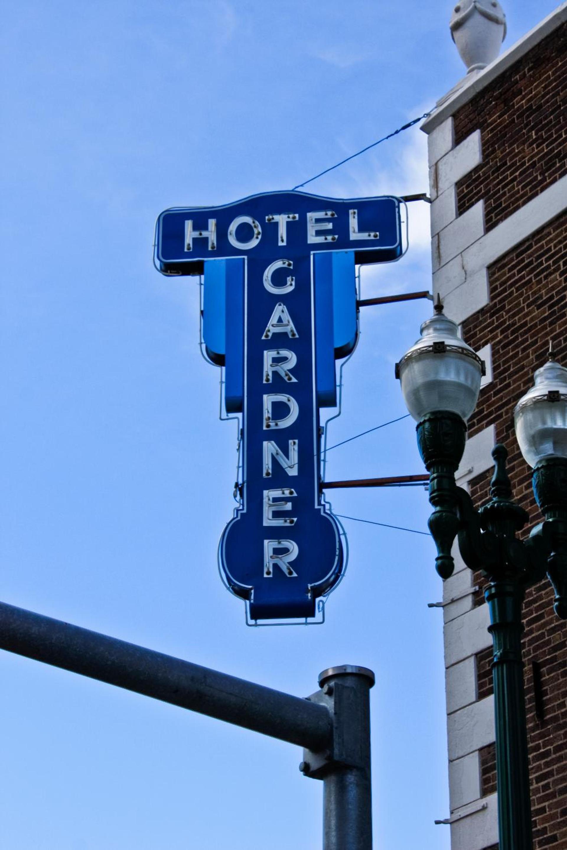 Gardner Hotel & Hostel photo 60