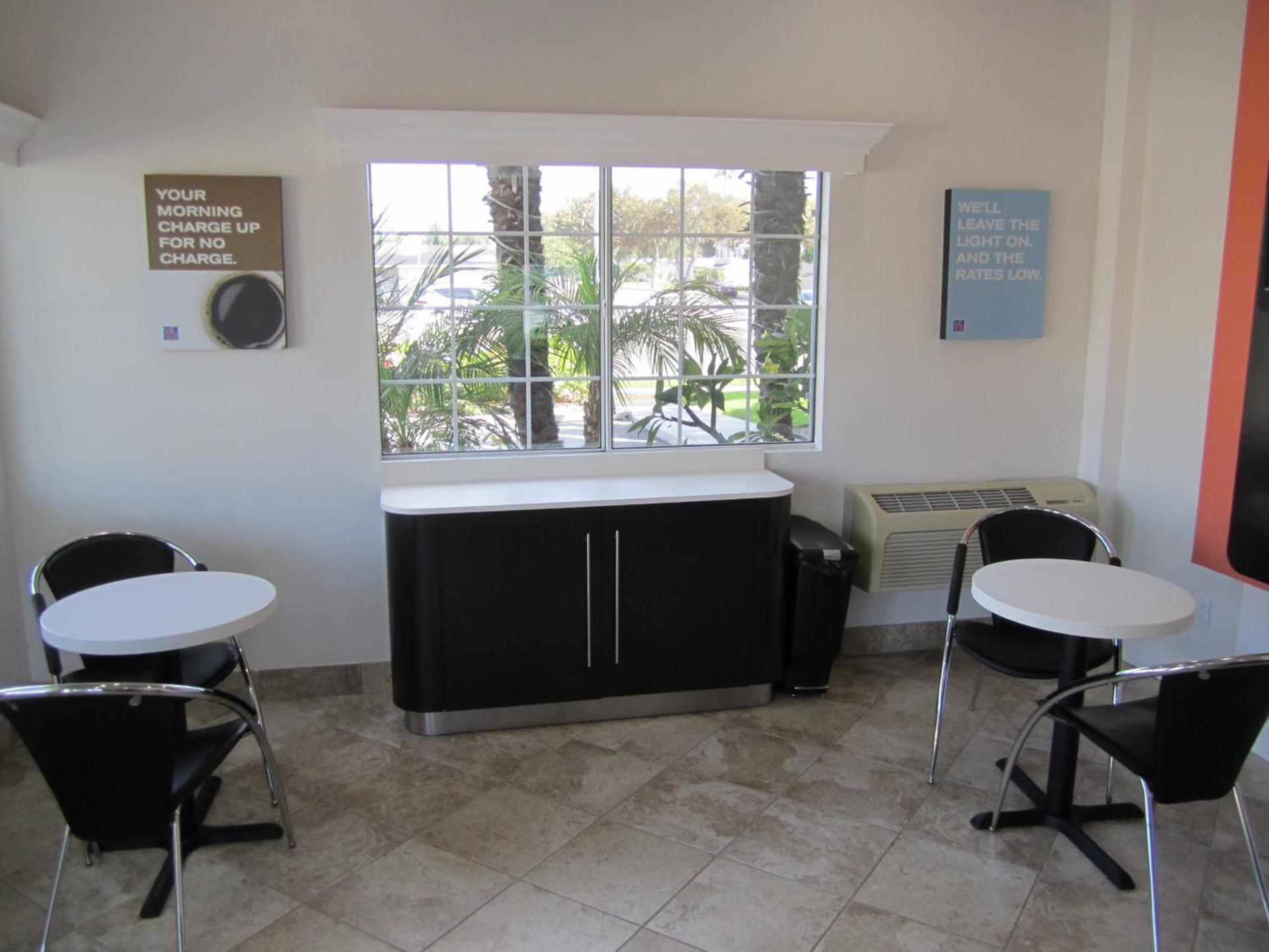 Motel 6-Anaheim, CA photo 17