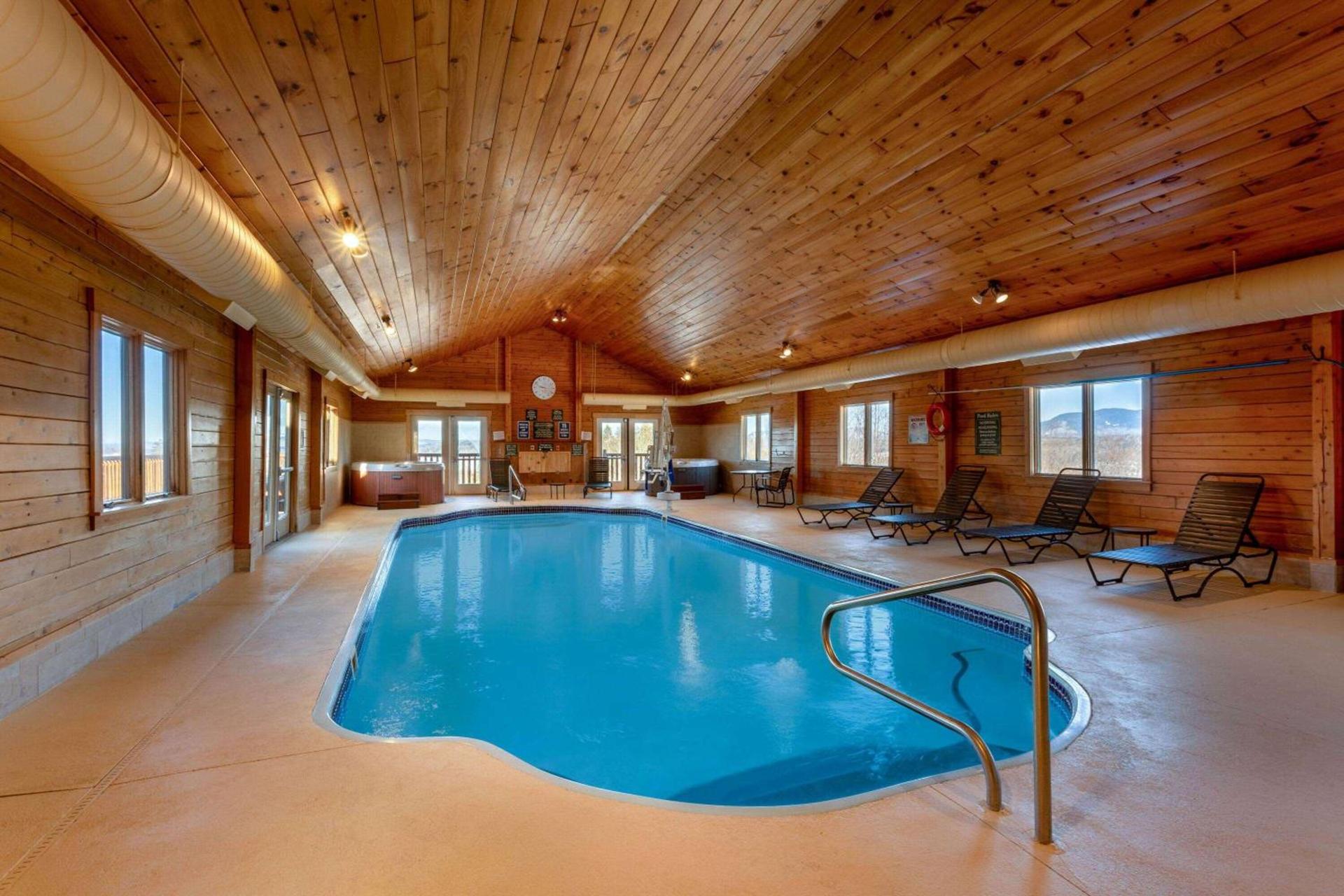 Rangeley Lake Resort a Ramada by Wyndham photo 2