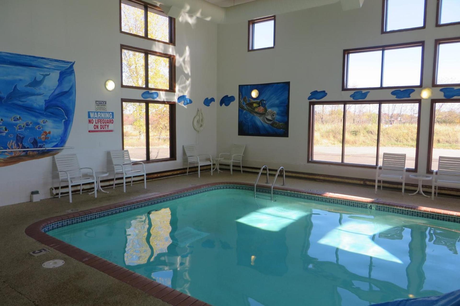 AmericInn by Wyndham Forest Lake photo 26