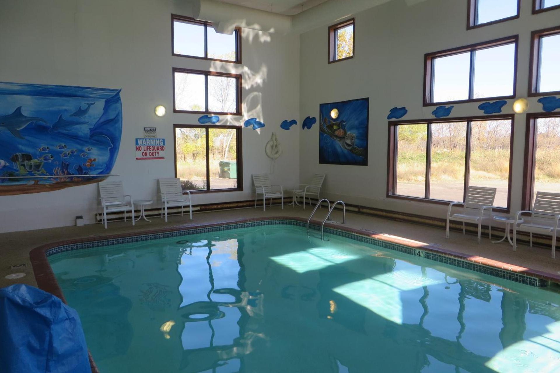 AmericInn by Wyndham Forest Lake photo 42