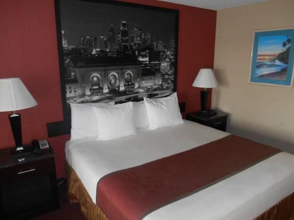 AmeriStay Inn St Joseph photo 6