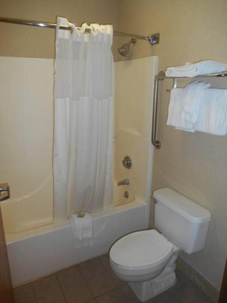 AmeriStay Inn St Joseph photo 7