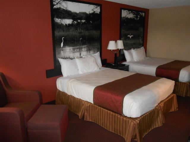 AmeriStay Inn St Joseph photo 9
