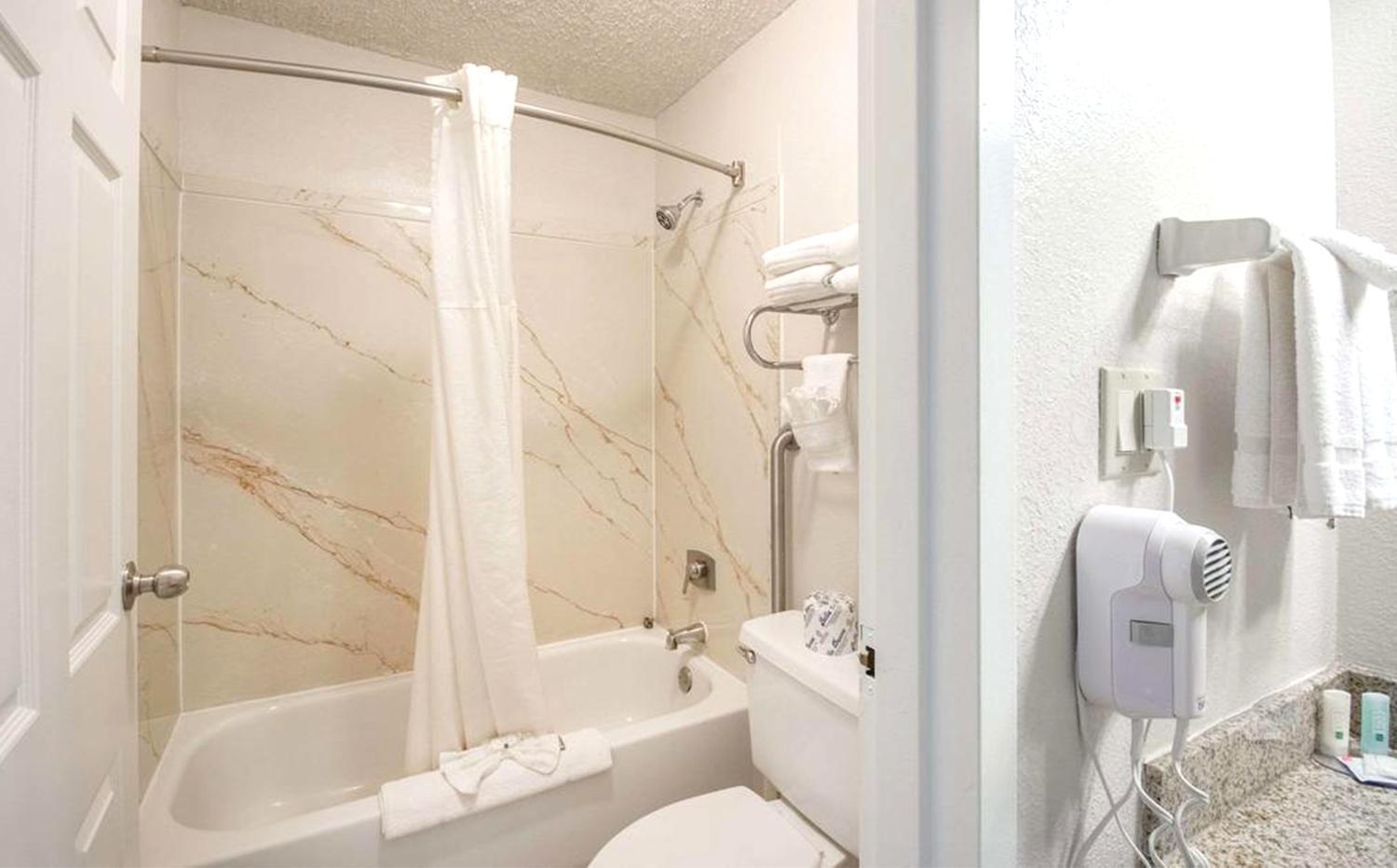 Coratel Suites photo 14
