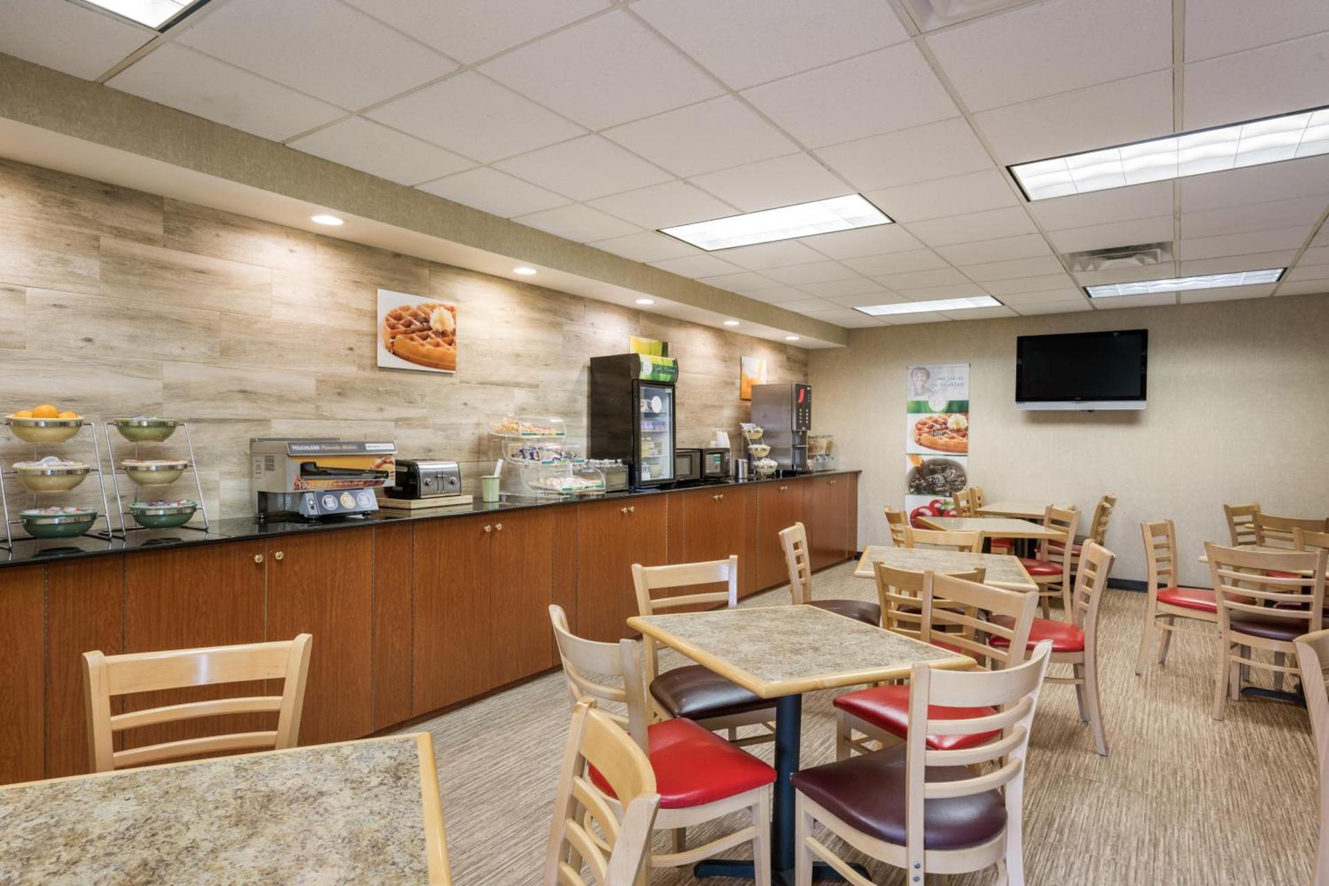 Quality Inn & Suites Fishkill South near I-84 photo 29