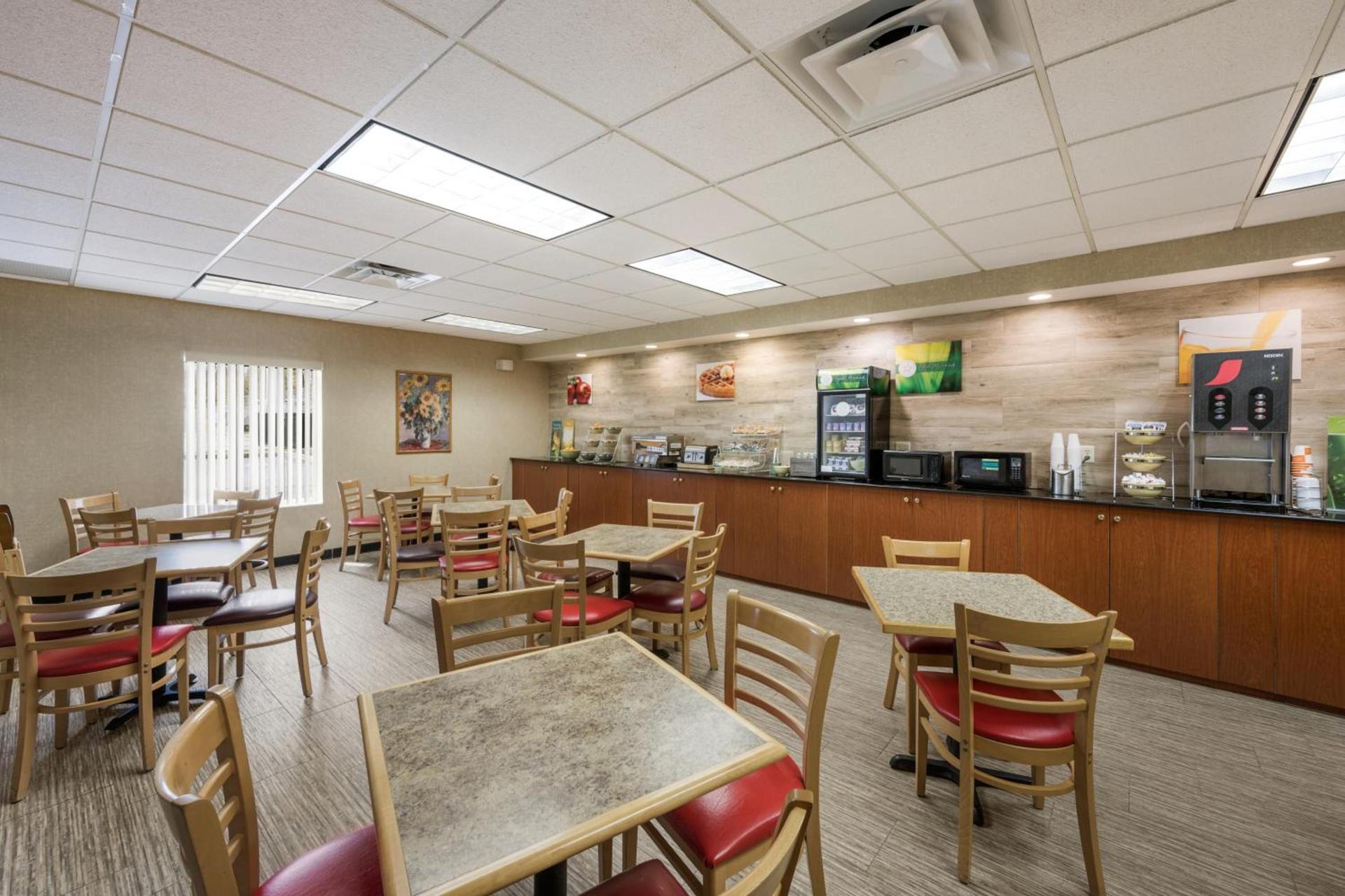 Quality Inn & Suites Fishkill South near I-84 photo 28