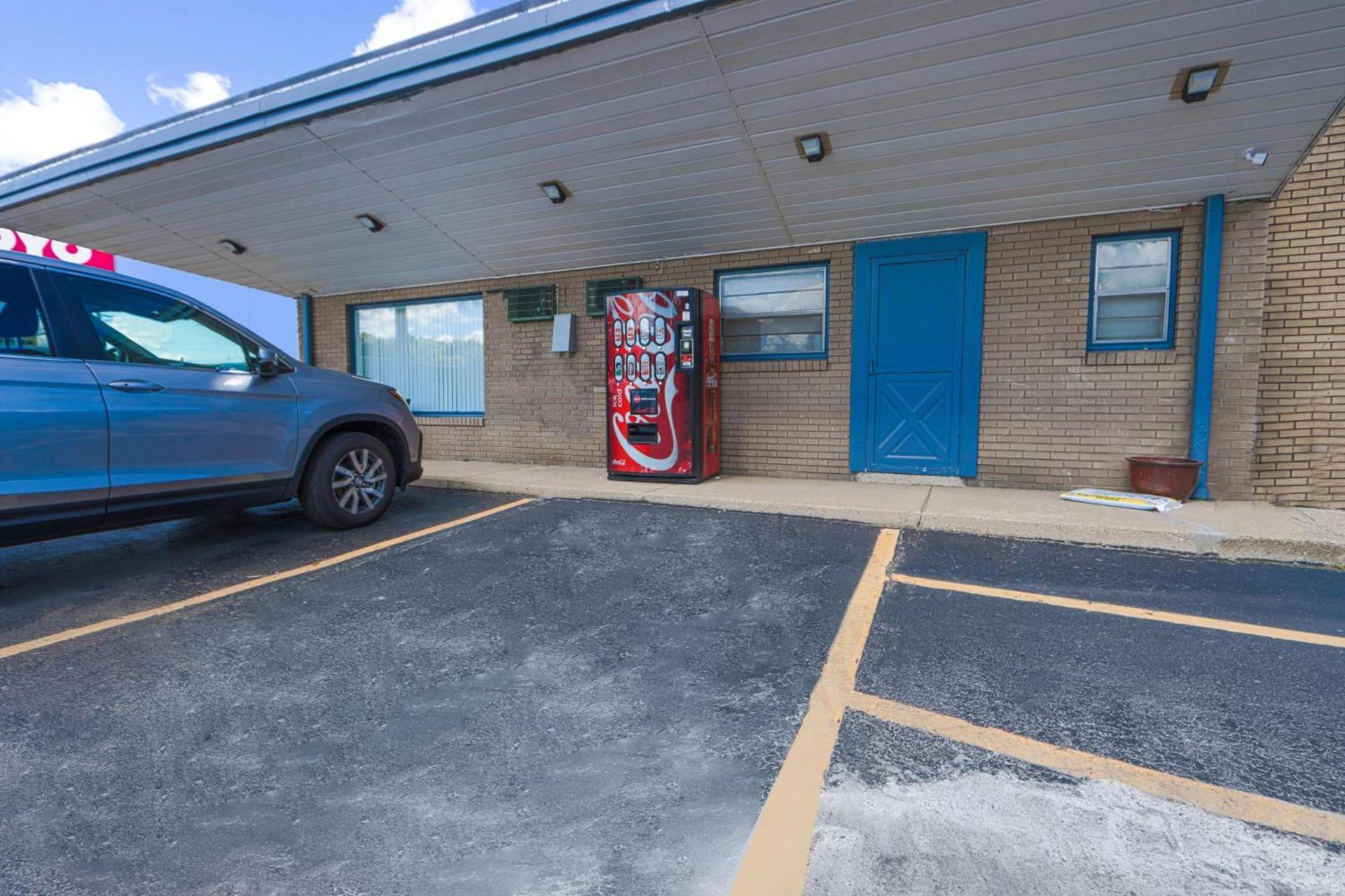 OYO Hotel North Lima OH - Boardman photo 6