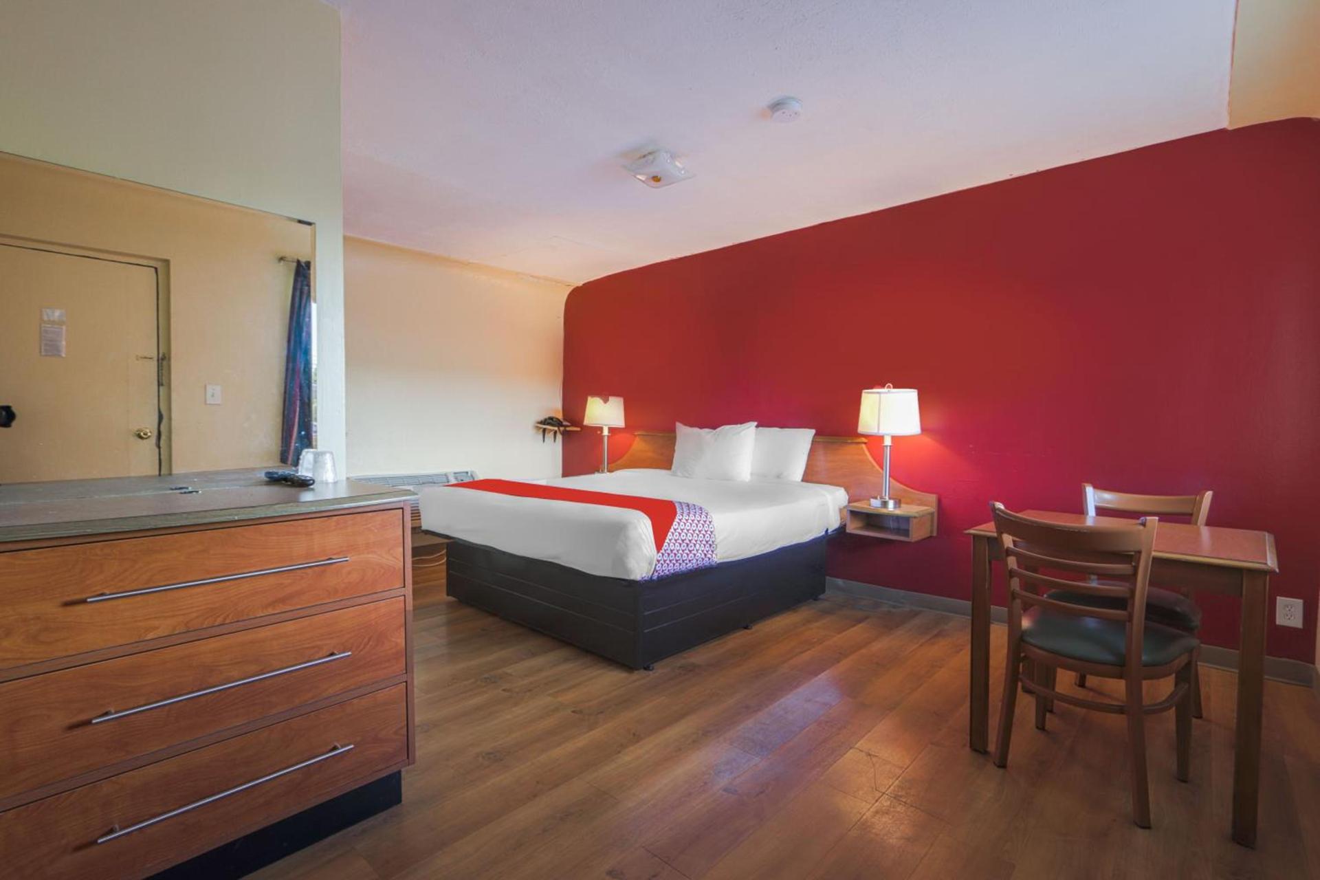 OYO Hotel North Lima OH - Boardman photo 31