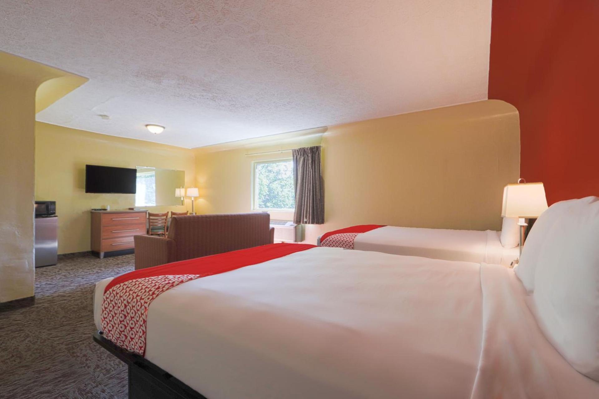 OYO Hotel North Lima OH - Boardman photo 21