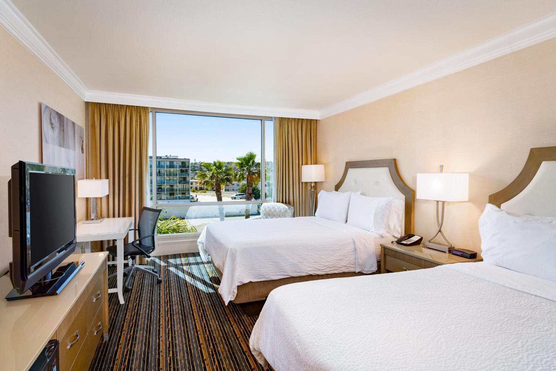 DoubleTree by Hilton San Diego Bayside photo 89