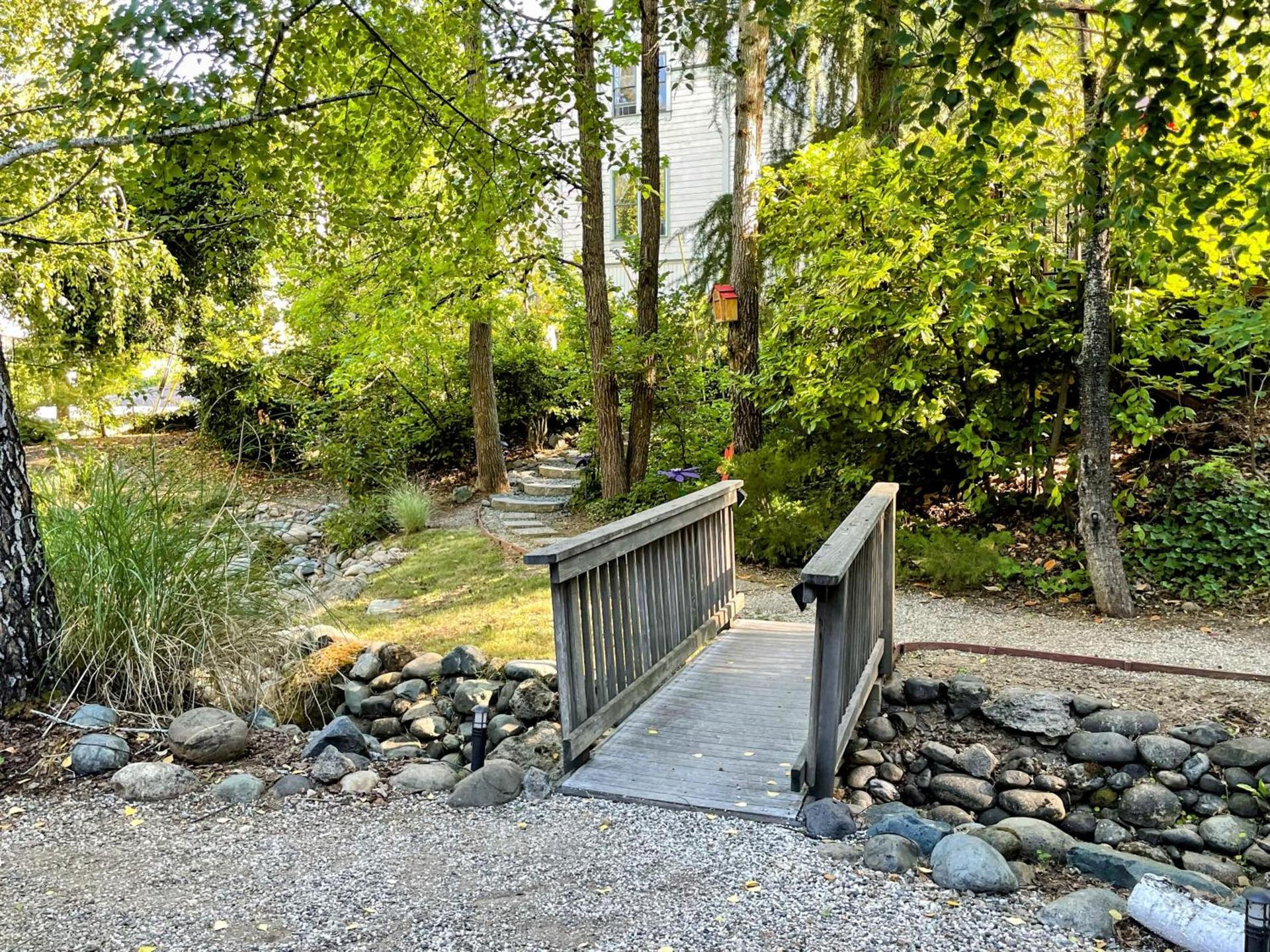 Outside Inn photo 9