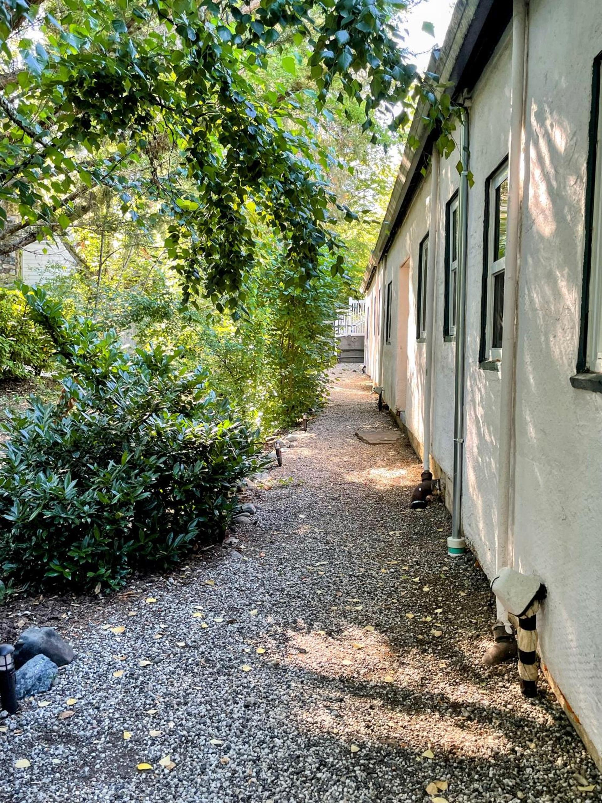 Outside Inn photo 13