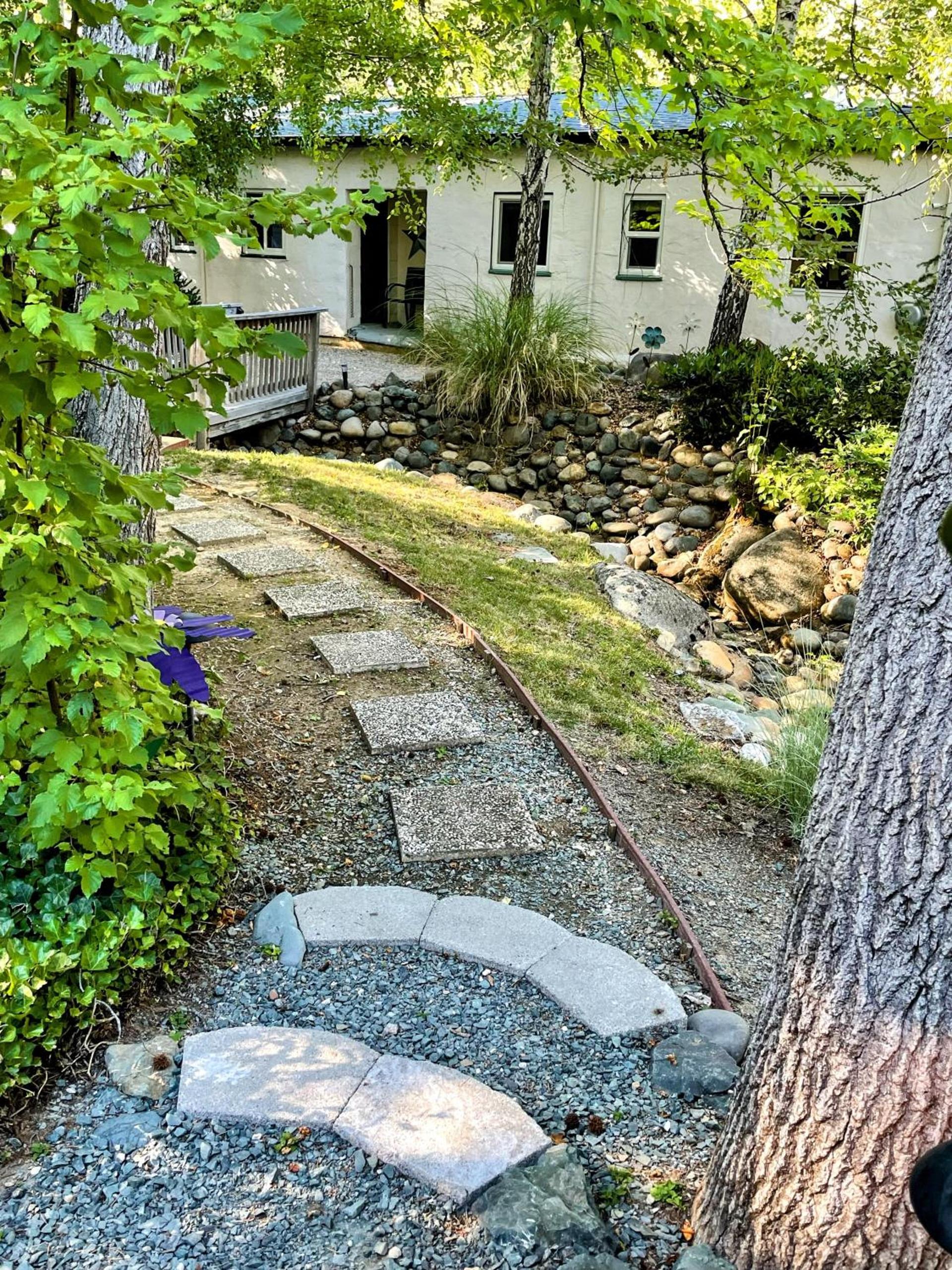 Outside Inn photo 10