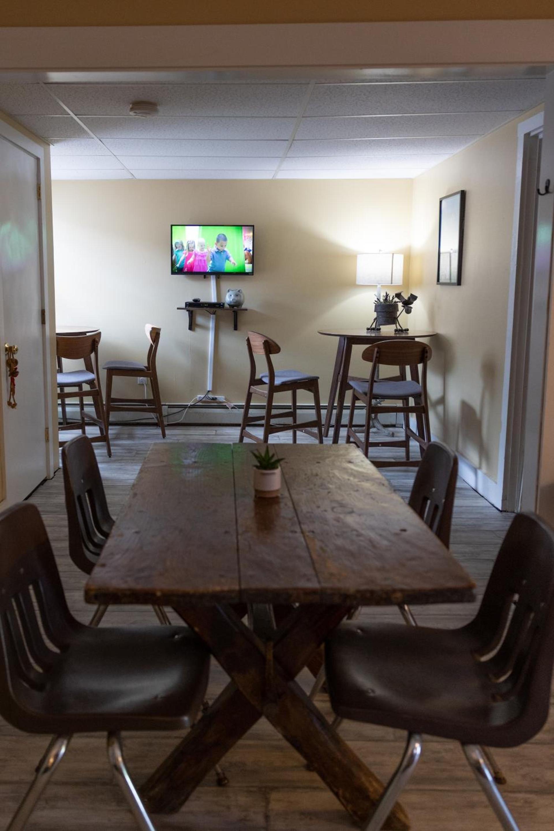 Clear River Inn and Tavern photo 14