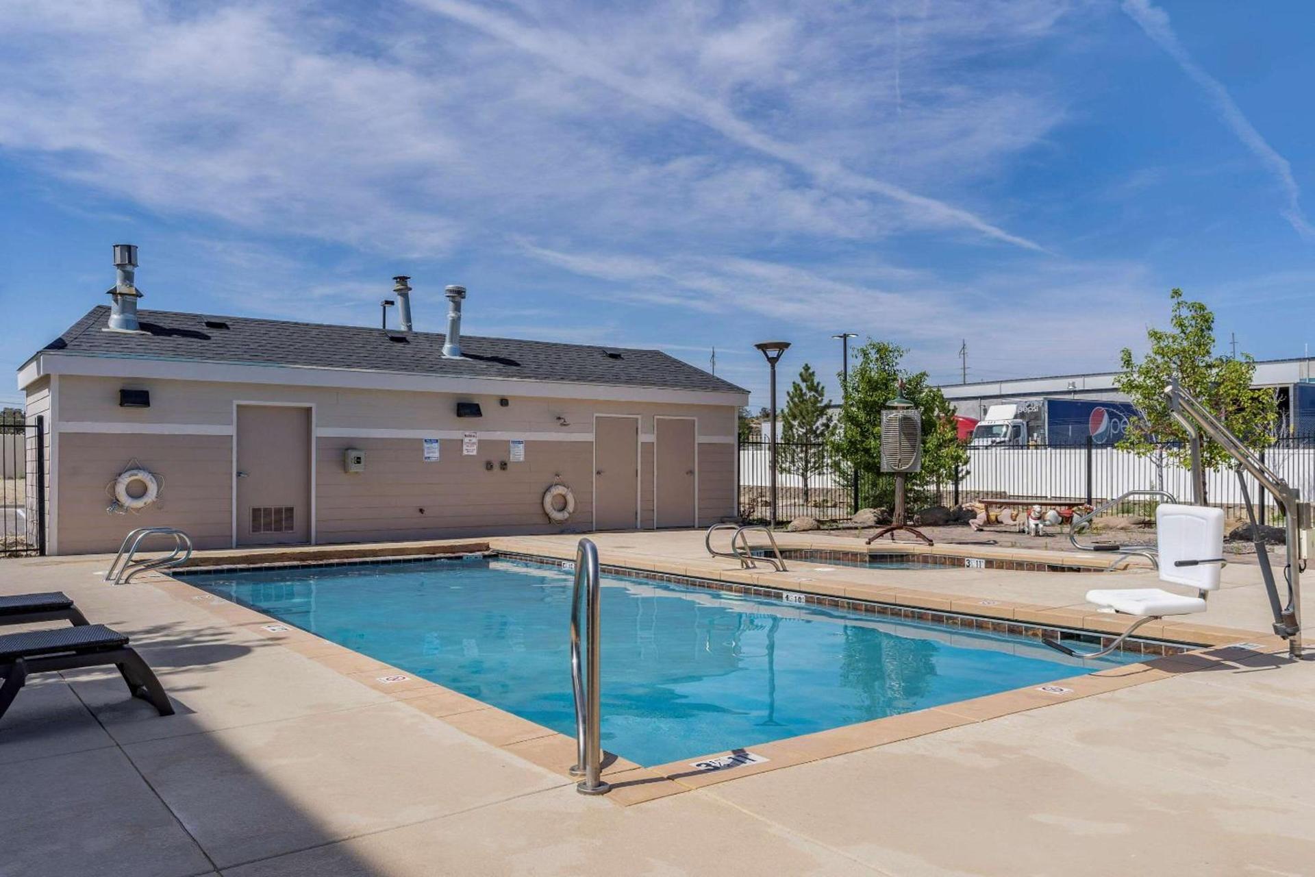 Comfort Inn & Suites Aztec - Farmington Area photo 7