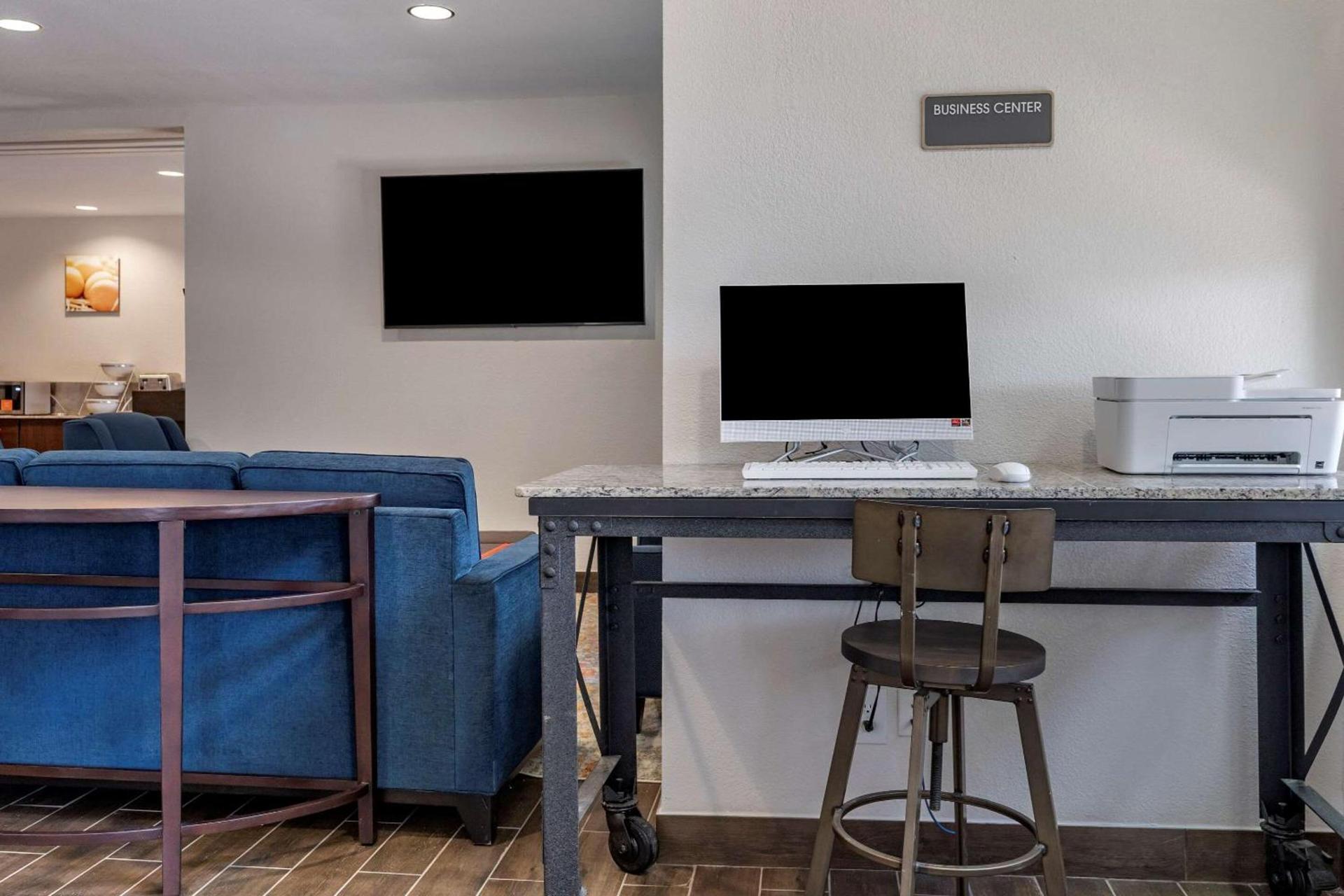 Comfort Inn & Suites Aztec - Farmington Area photo 10