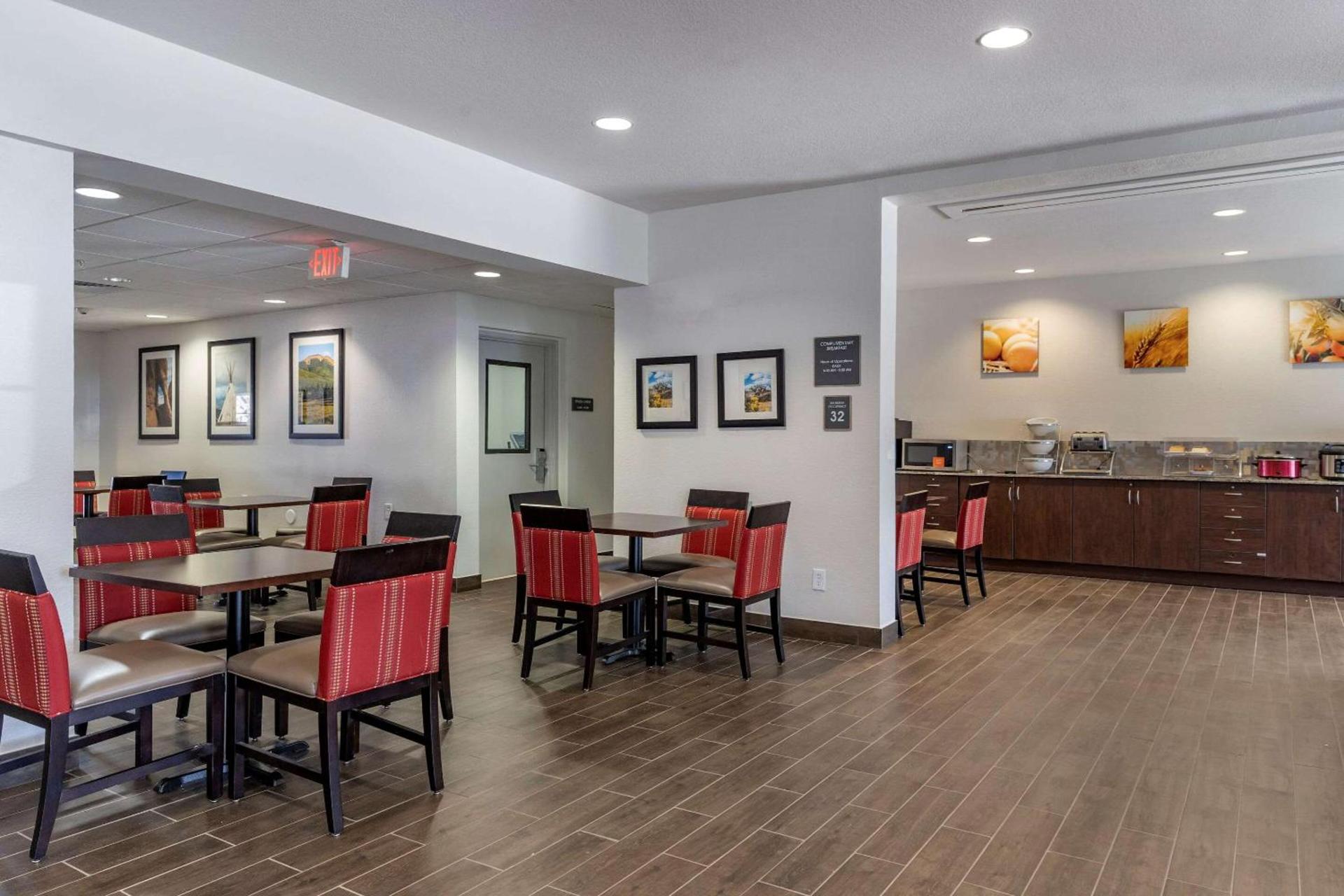 Comfort Inn & Suites Aztec - Farmington Area photo 11