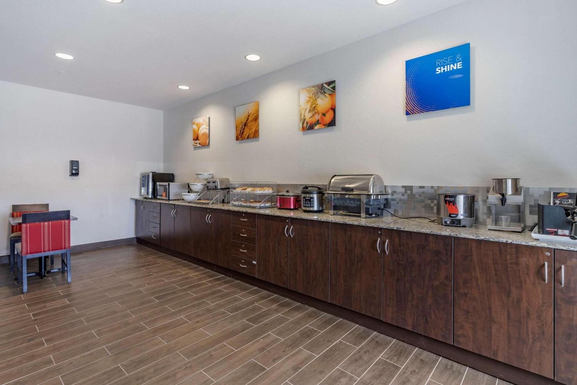 Comfort Inn & Suites Aztec - Farmington Area photo 12