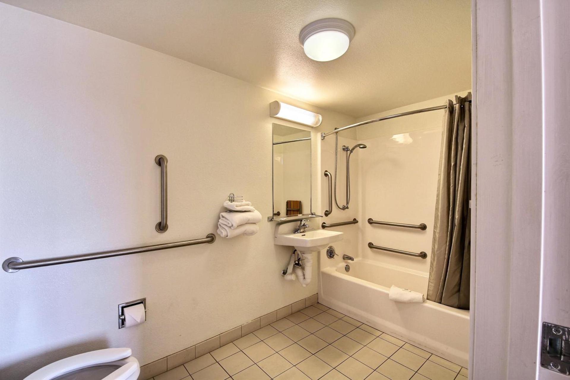 Motel 6-Laredo, TX - South photo 27