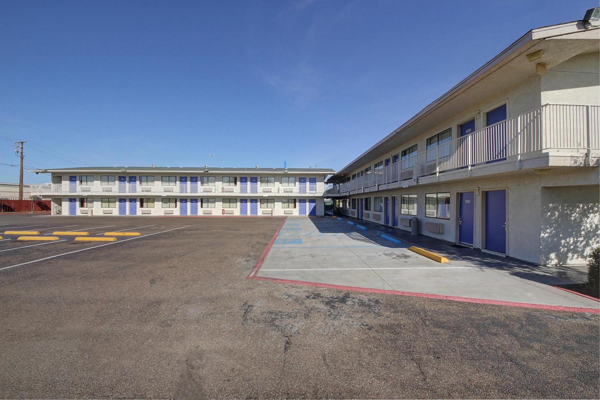 Motel 6-Laredo, TX - South photo 23