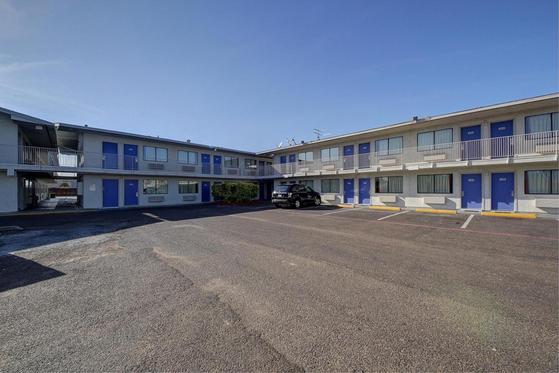 Motel 6-Laredo, TX - South photo 24