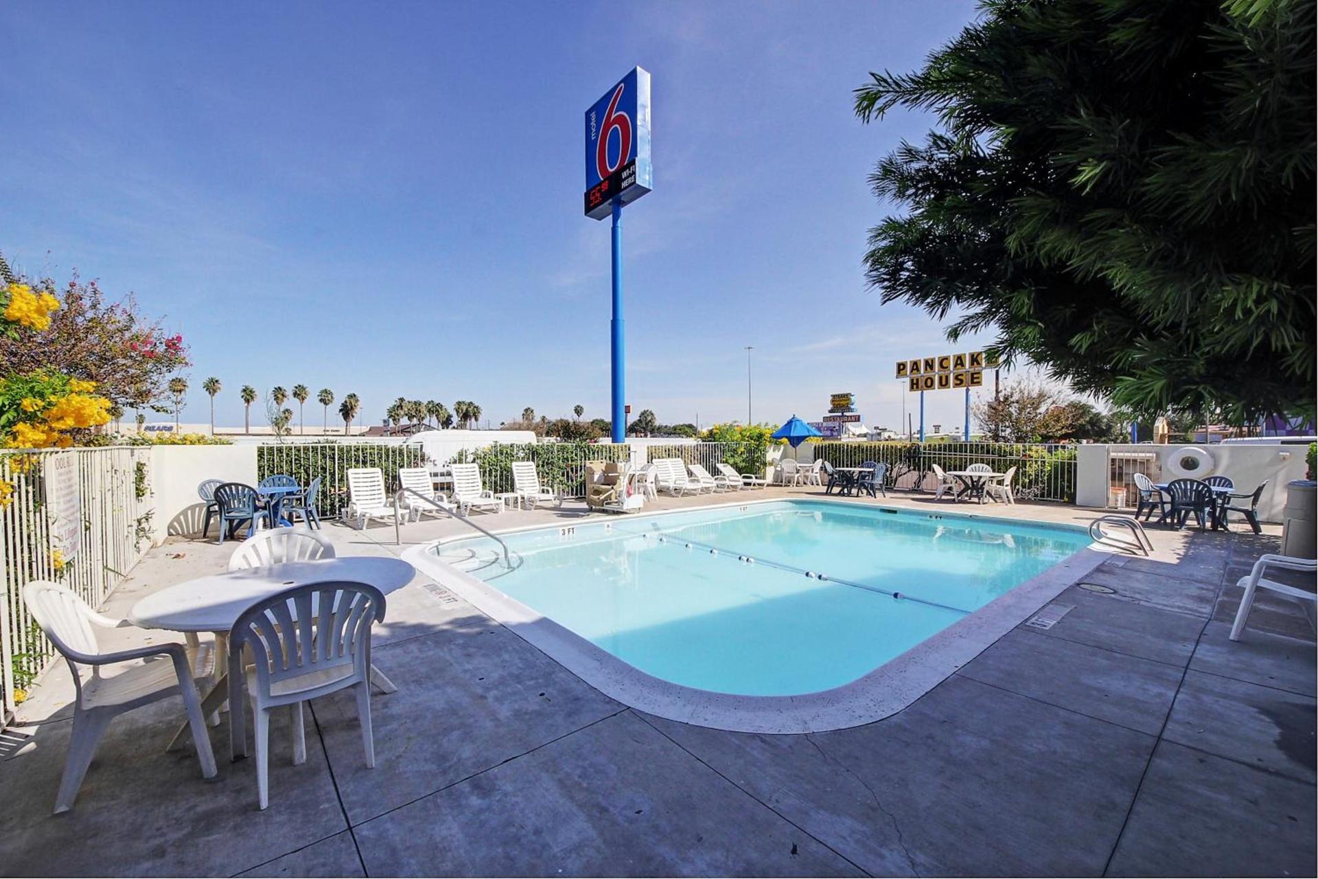 Motel 6-Laredo, TX - South photo 10