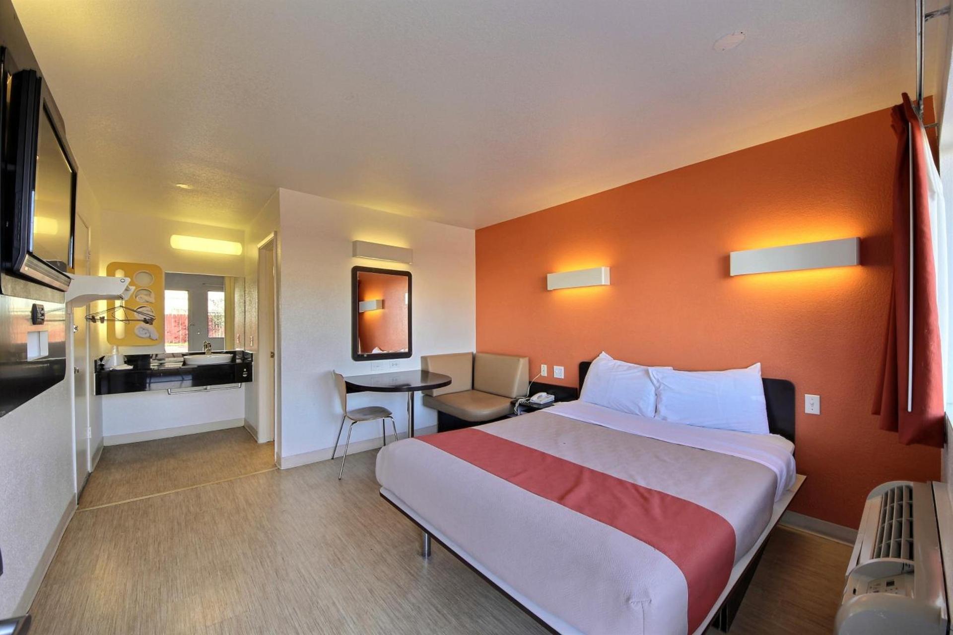Motel 6-Laredo, TX - South photo 26