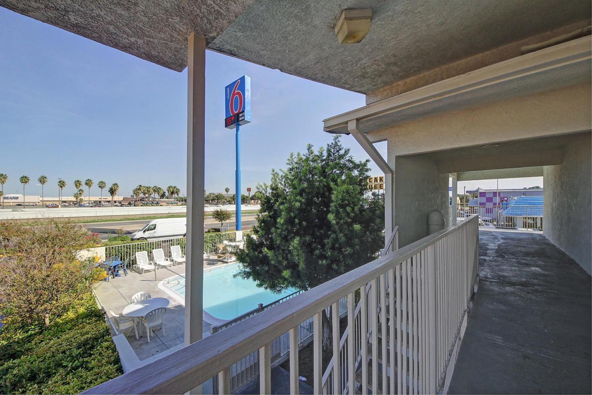 Motel 6-Laredo, TX - South photo 29