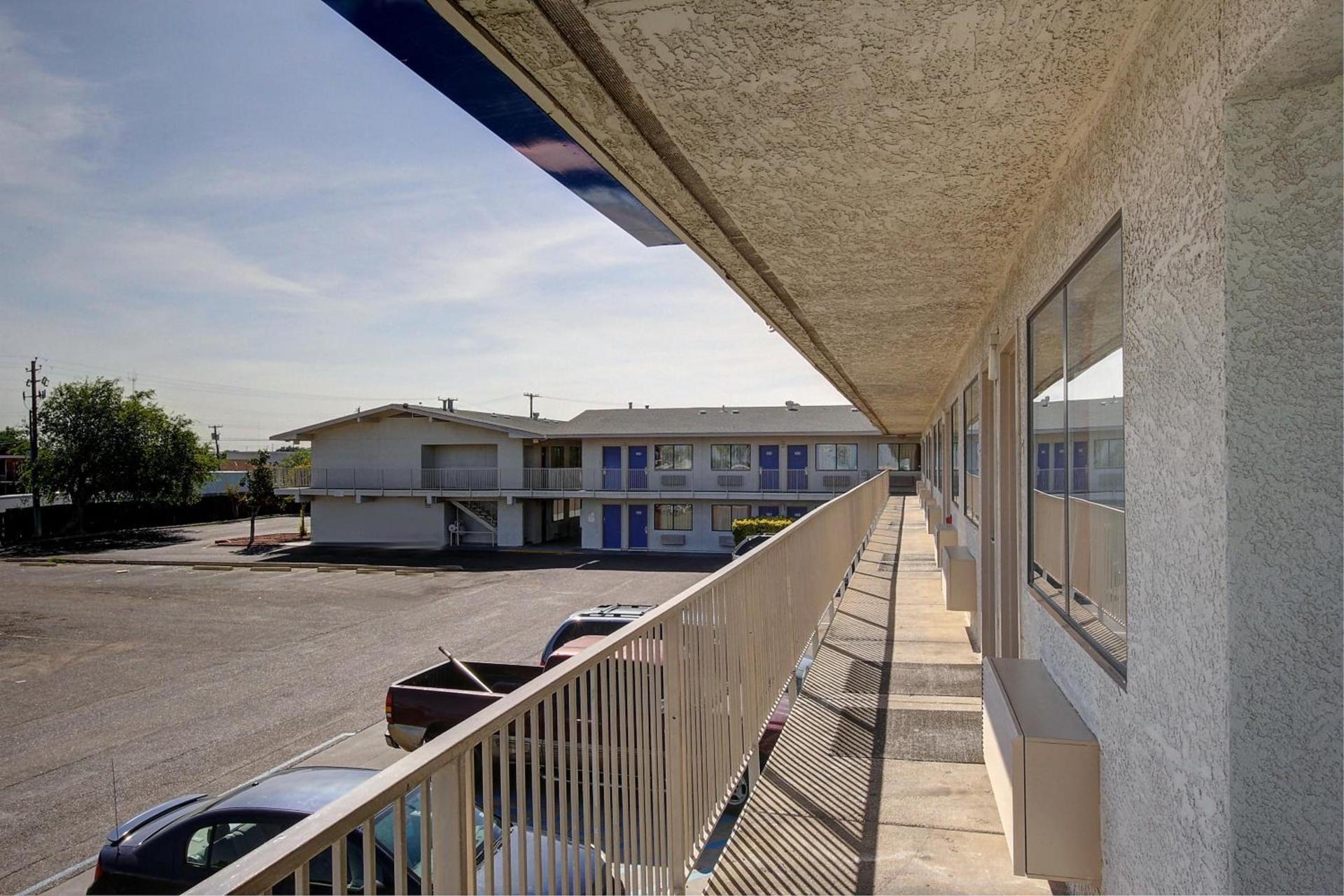 Motel 6-Laredo, TX - South photo 31