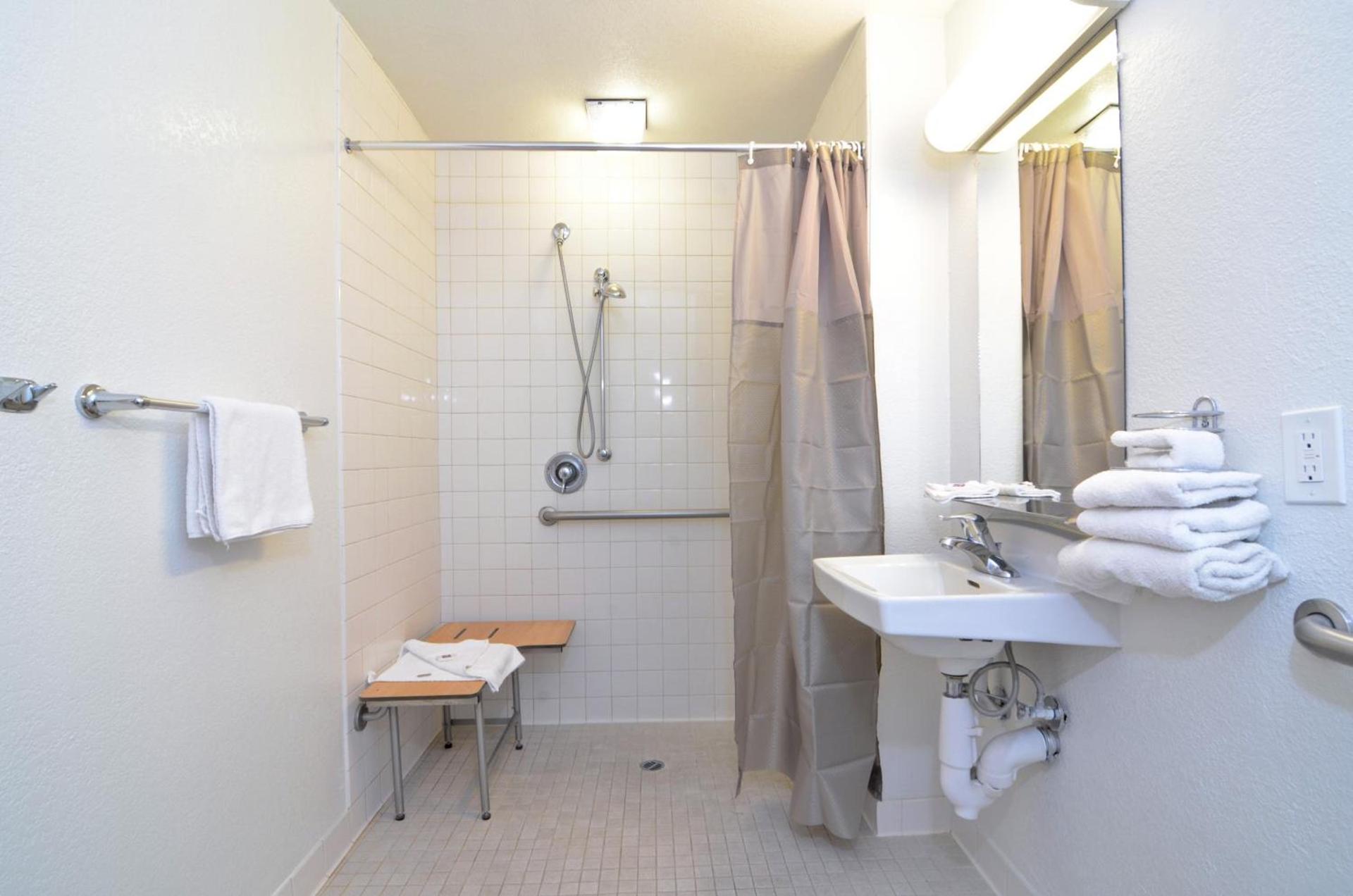 Motel 6-Palm Springs, CA - East - Palm Canyon photo 68