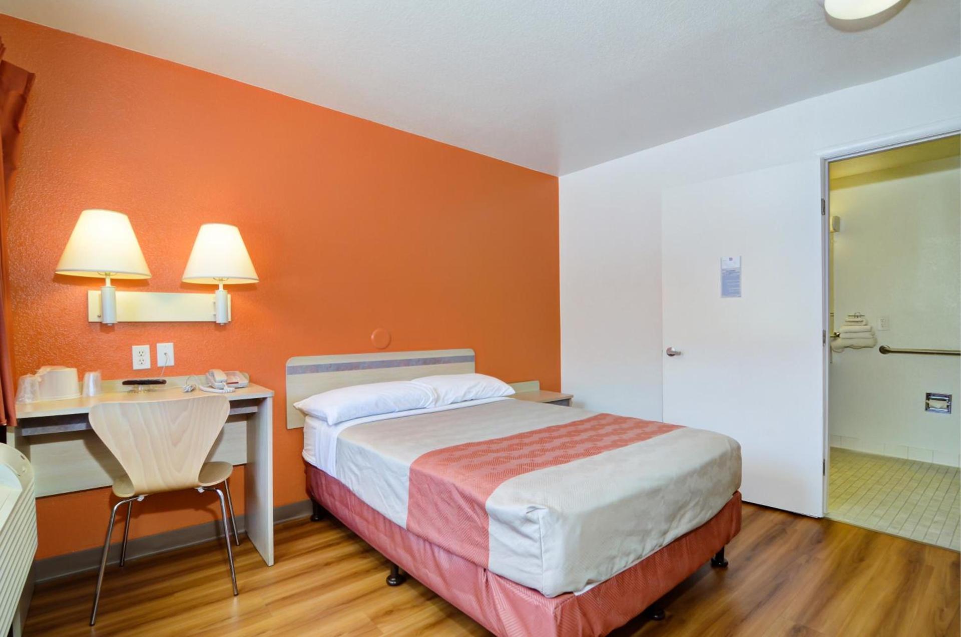Motel 6-Palm Springs, CA - East - Palm Canyon photo 66