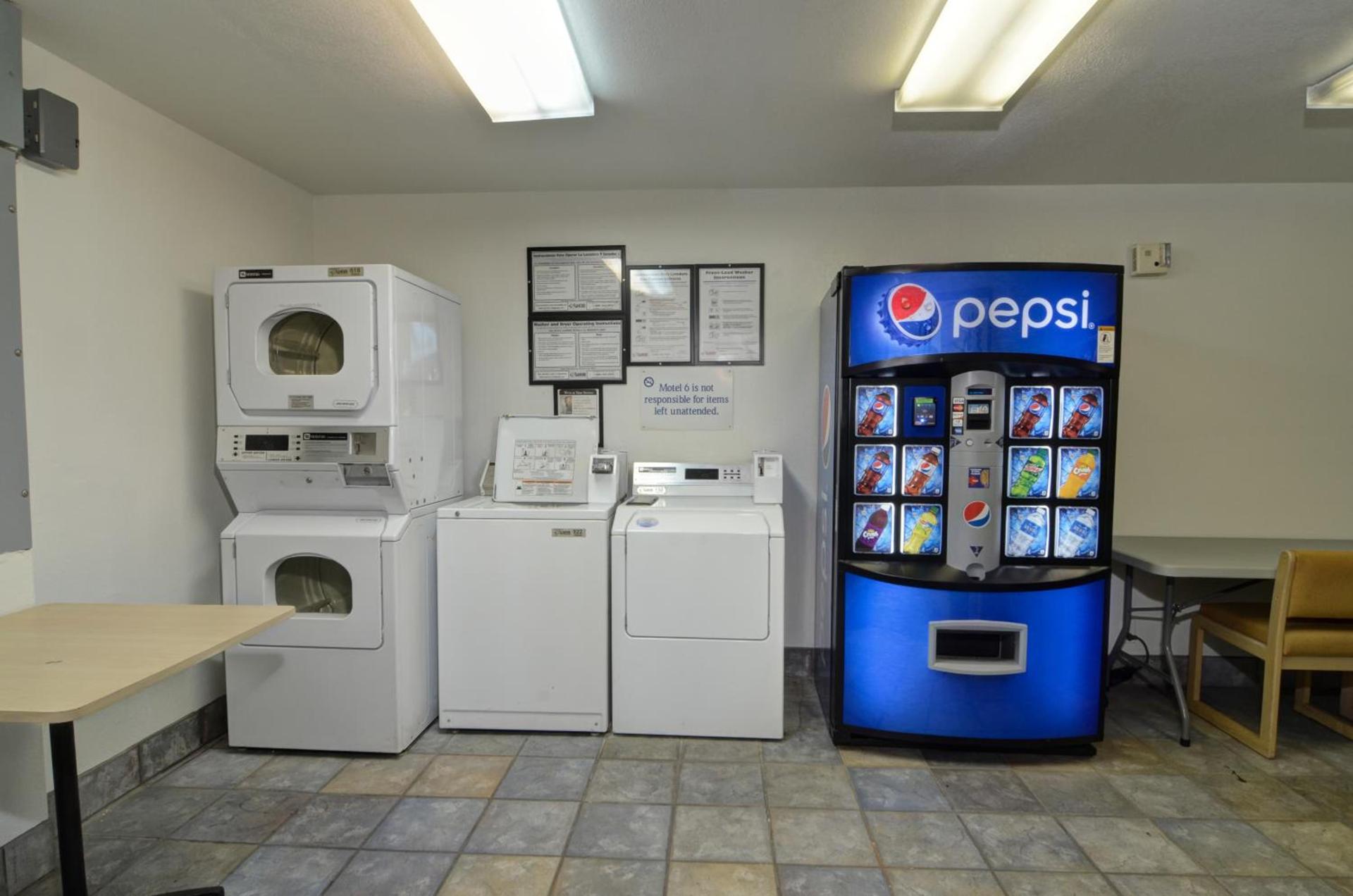 Motel 6-Palm Springs, CA - East - Palm Canyon photo 61