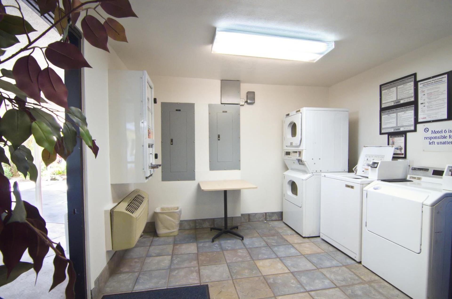 Motel 6-Palm Springs, CA - East - Palm Canyon photo 62