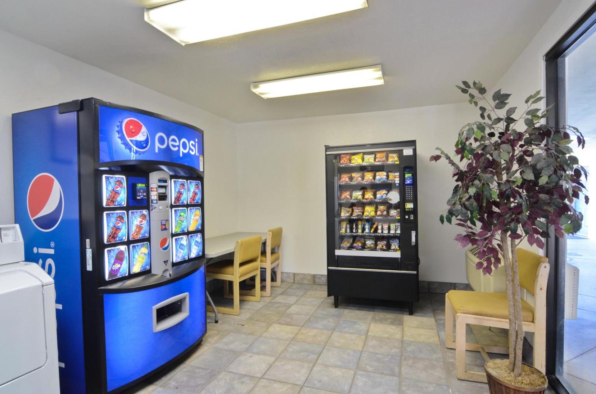 Motel 6-Palm Springs, CA - East - Palm Canyon photo 60