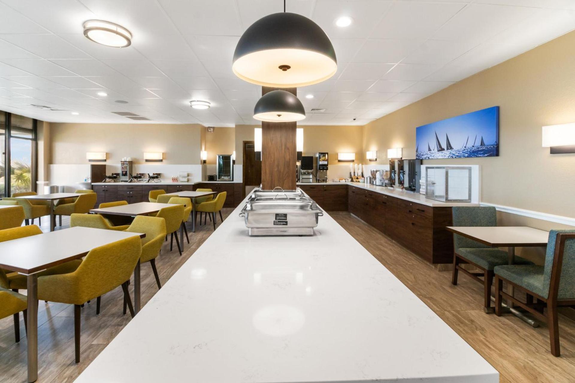 Beachfront Palms Resort Galveston, an Ascend Collection Hotel photo 58