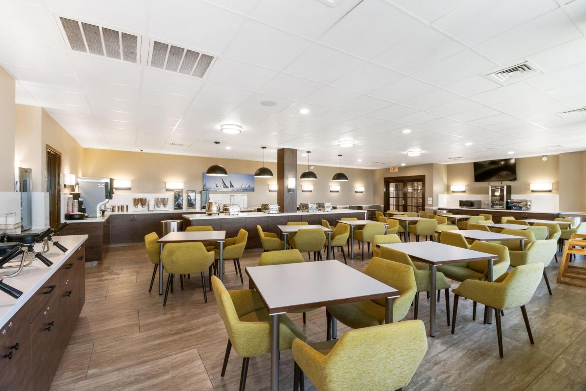 Beachfront Palms Resort Galveston, an Ascend Collection Hotel photo 67