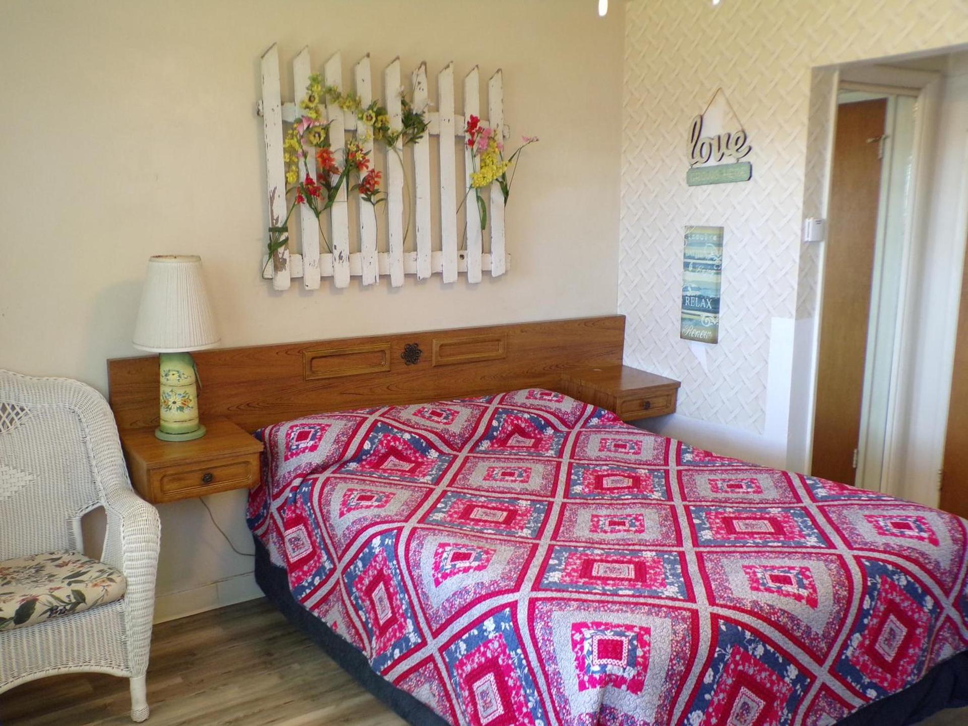 Cypress Tree Motel photo 23
