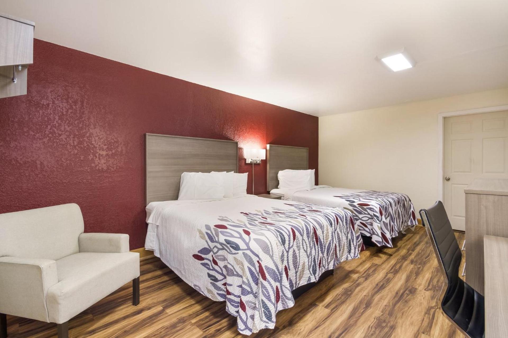Red Roof Inn Crestview photo 3