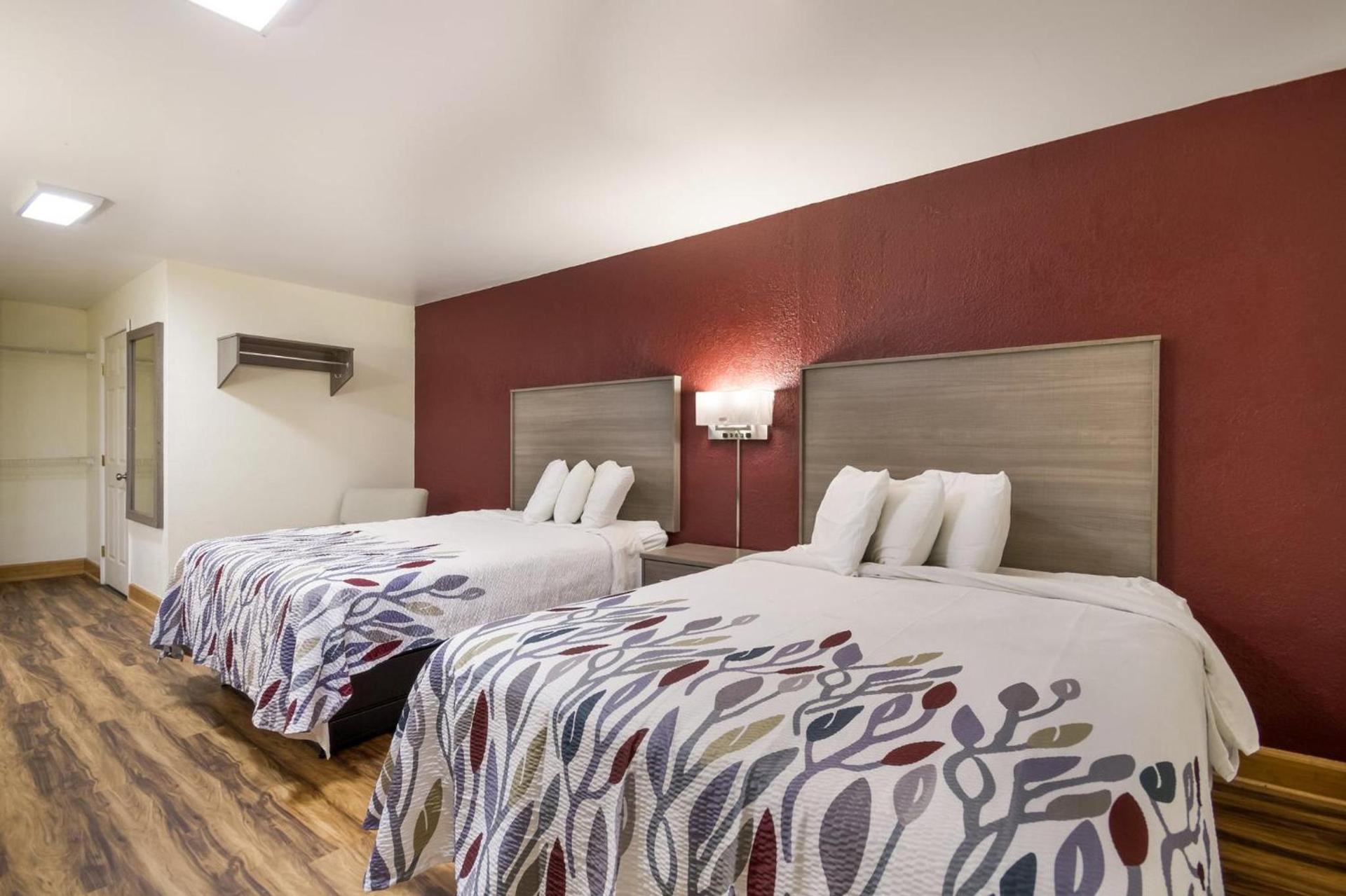 Red Roof Inn Crestview photo 4
