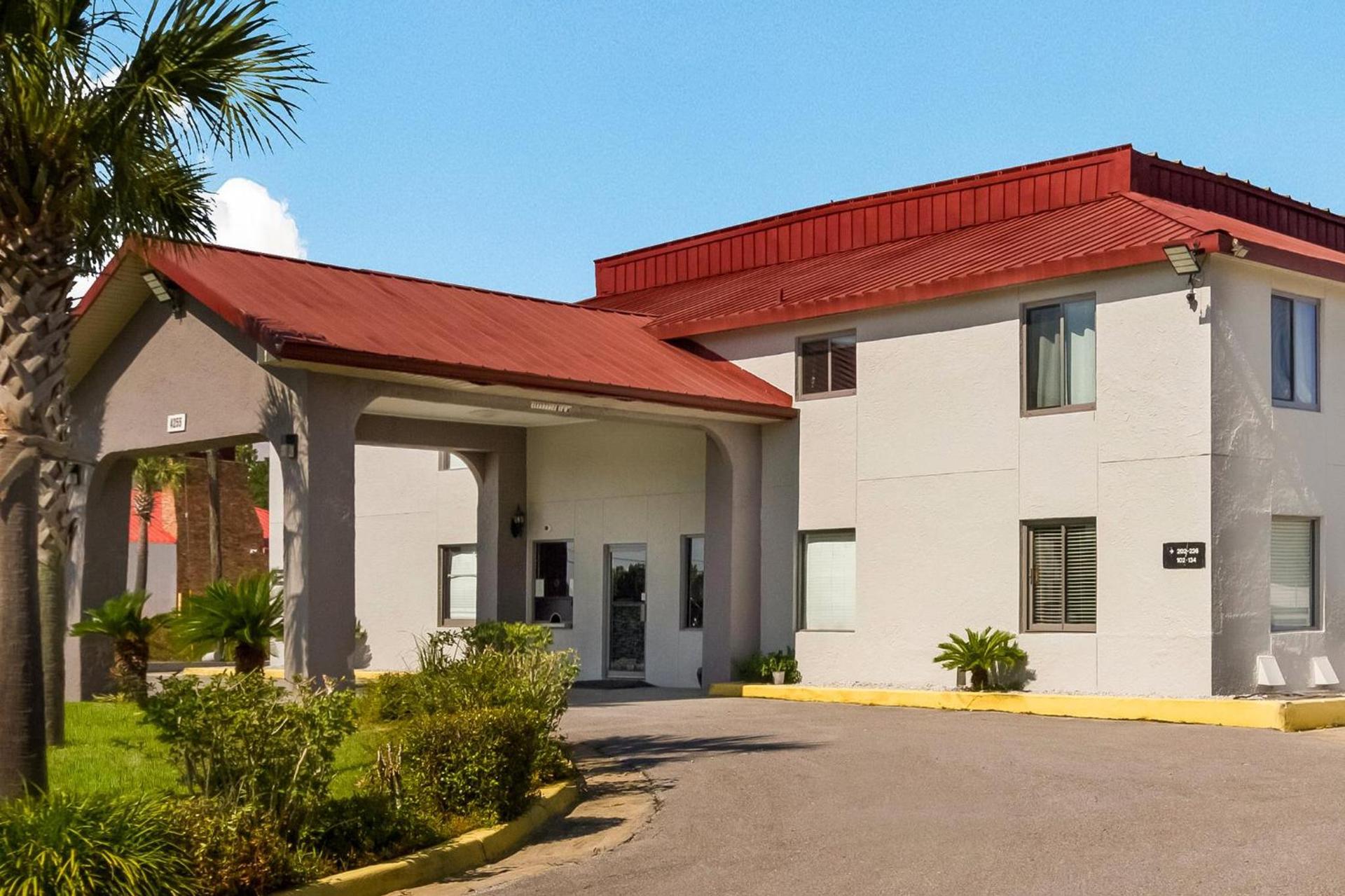 Red Roof Inn Crestview photo 28