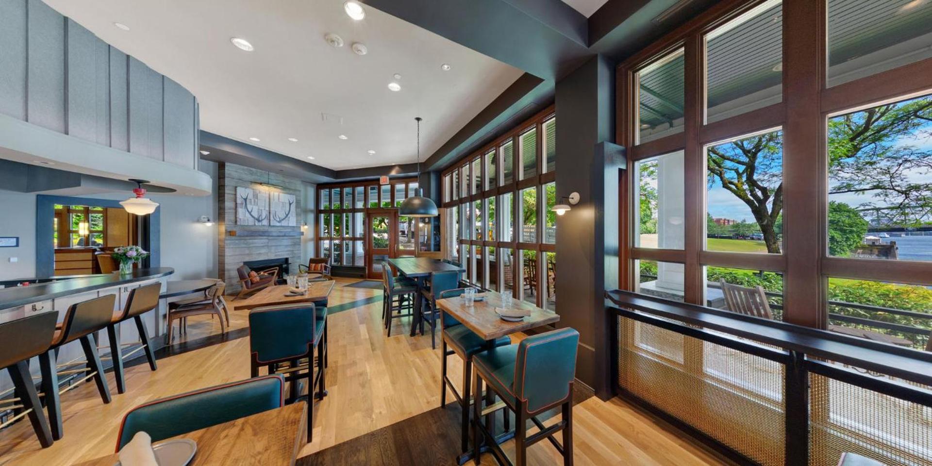 Kimpton Riverplace Hotel by IHG photo 20
