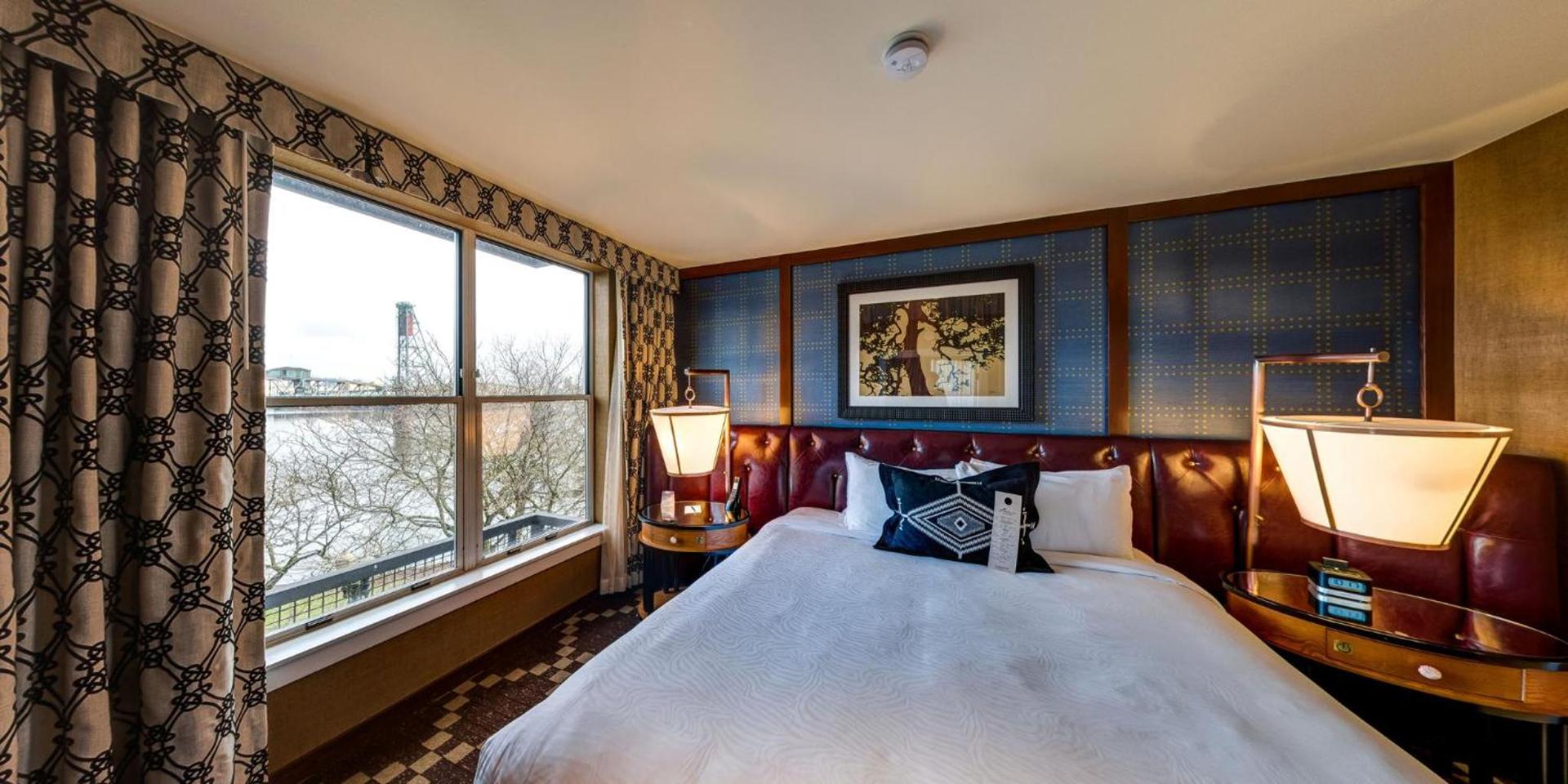 Kimpton Riverplace Hotel by IHG photo 46
