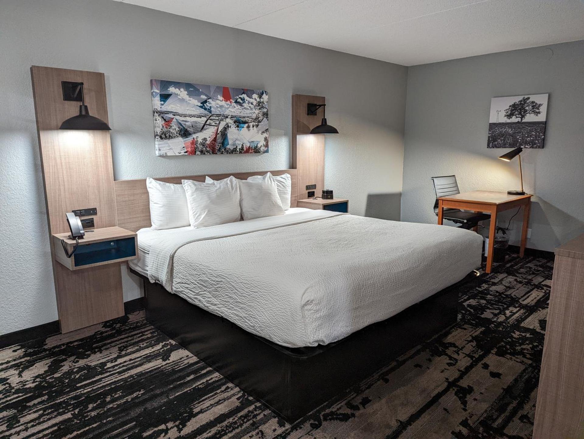 La Quinta Inn by Wyndham Temple photo 37