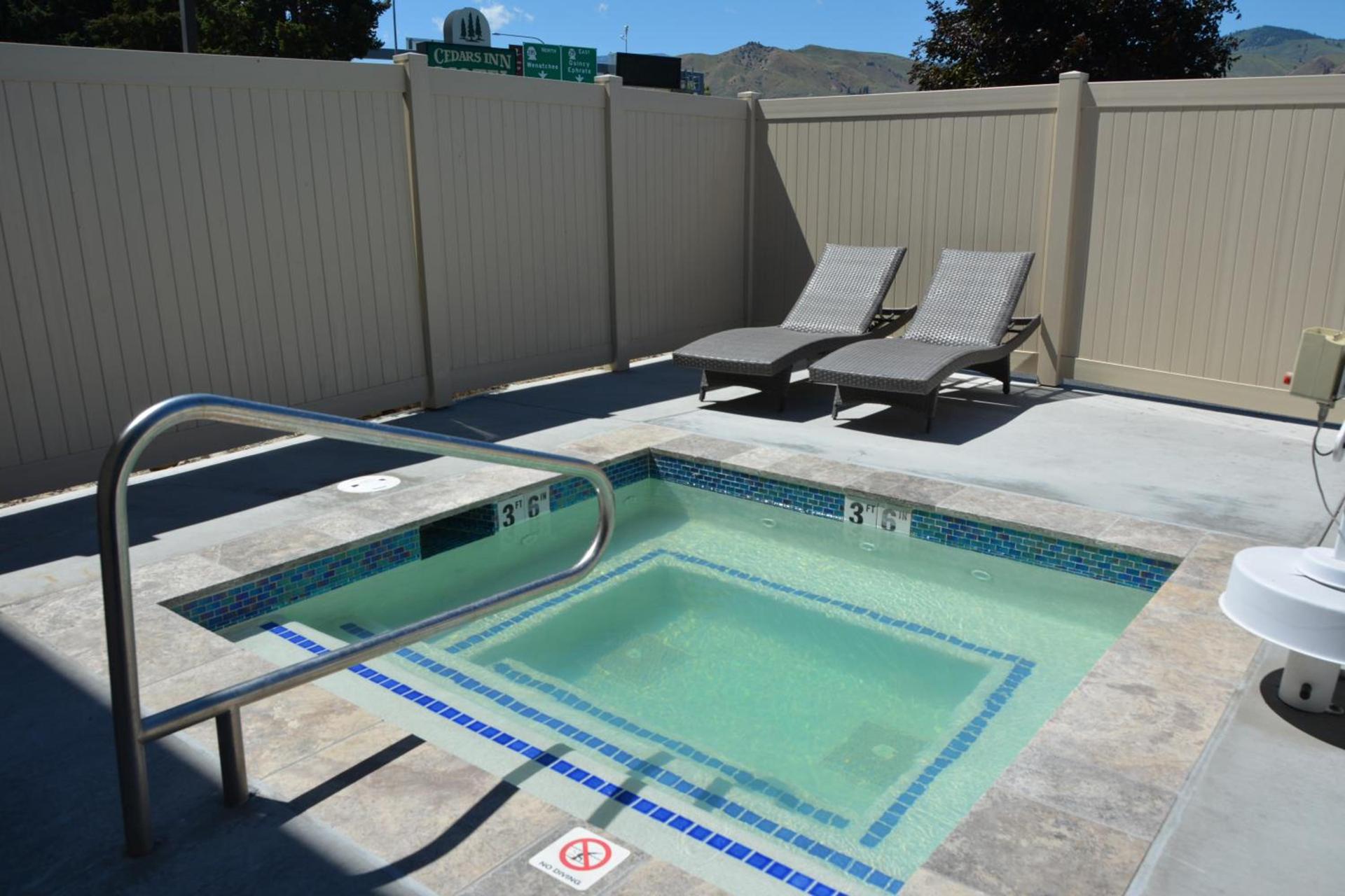 Cedars Inn photo 23
