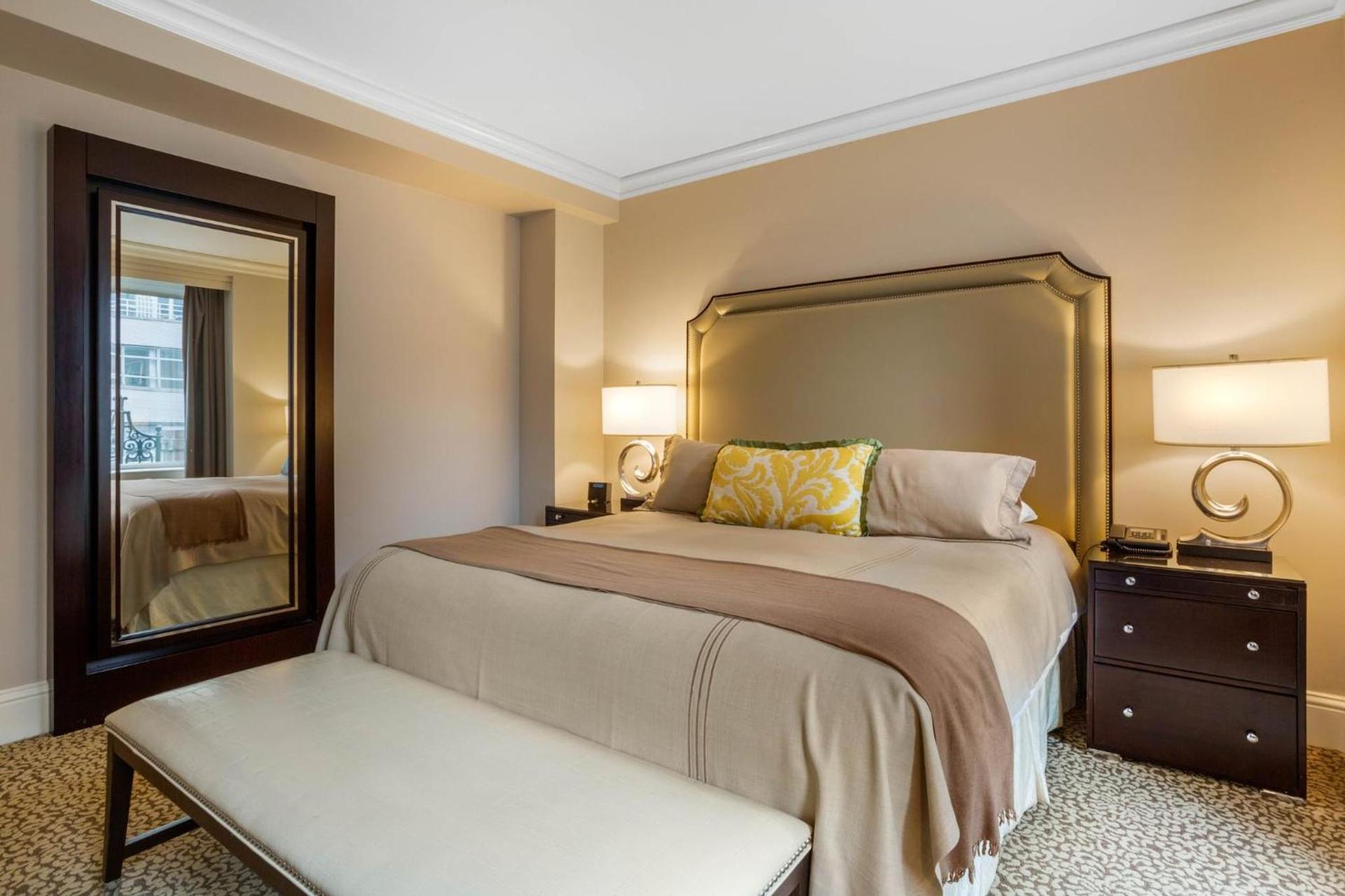 Omni Berkshire Place photo 14